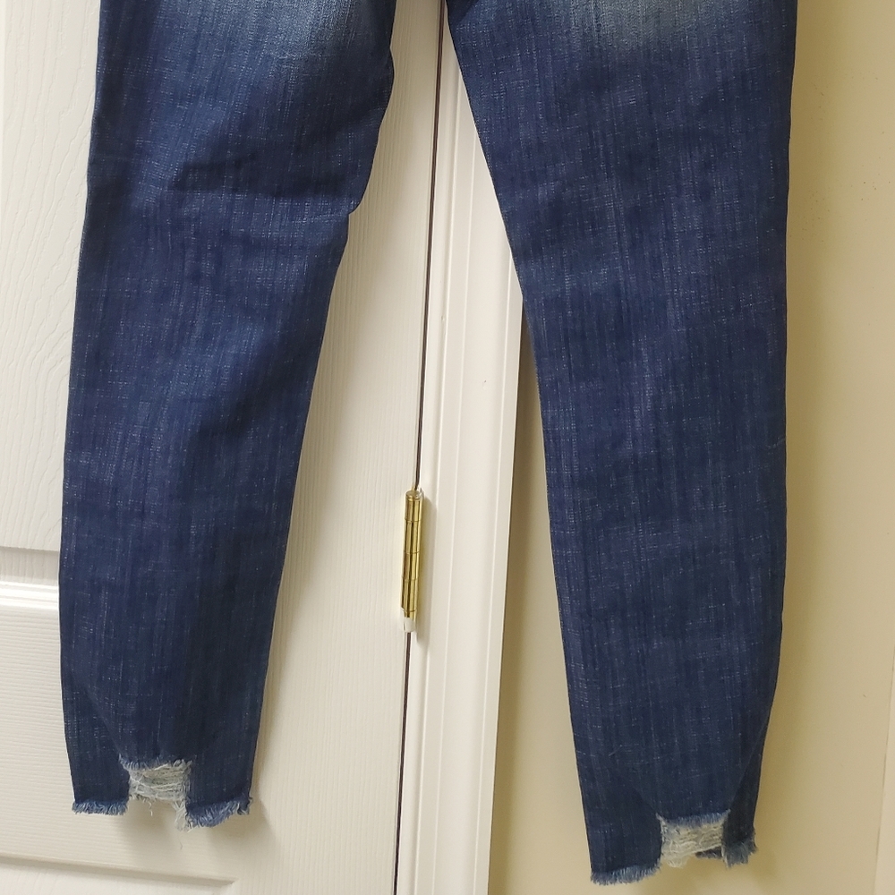 Ladies Jean/Capri - Picture 10 of 10